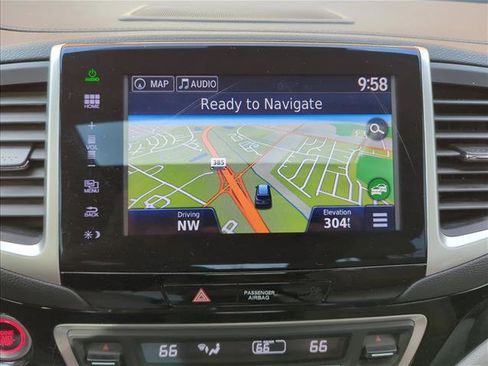 Used 2016 Honda Pilot Touring image 13