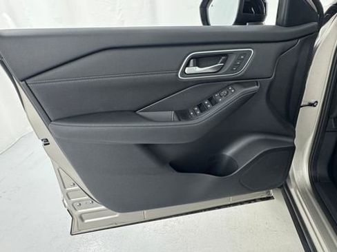 New 2026 Nissan Rogue Platinum w/ Platinum Premium Package AWD/4WD image 19