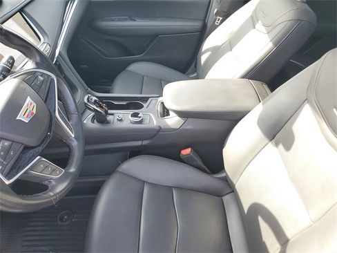 Certified 2023 Cadillac XT5 Premium Luxury w/ LPO, Floor Liner Package image 25