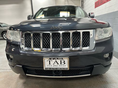 Used 2013 Jeep Grand Cherokee Overland w/ Advance Technology Group image 7