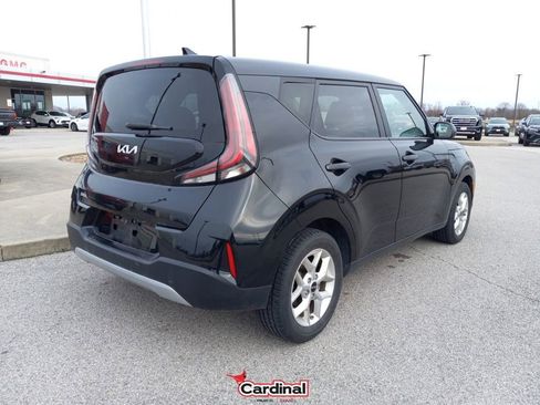 Used 2023 Kia Soul LX w/ LX Technology Package image 6