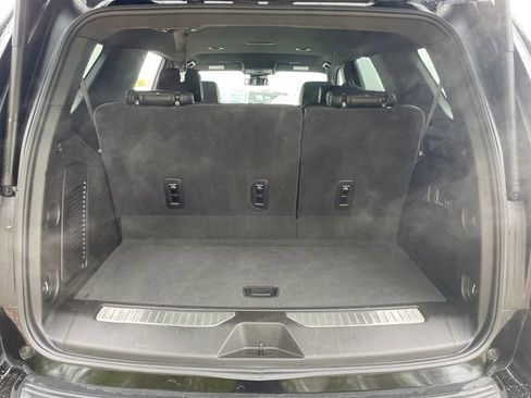 Used 2025 GMC Yukon Denali AWD/4WD image 14