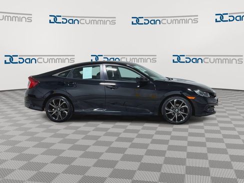 Used 2020 Honda Civic Sport image 2