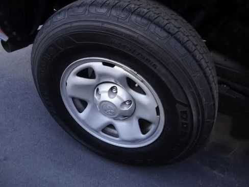 Used 2023 Toyota Tacoma SR image 14