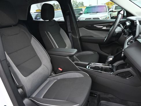 Used 2026 Chevrolet TrailBlazer LT w/ Convenience Package image 17