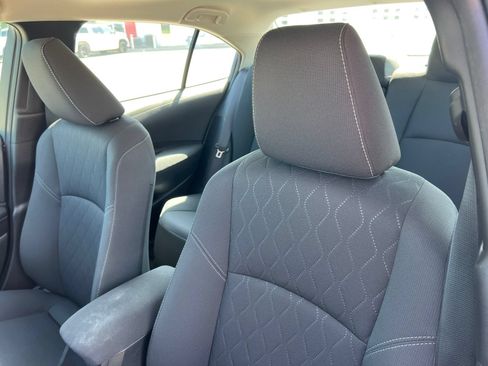 Used 2023 Toyota Corolla LE FWD image 11