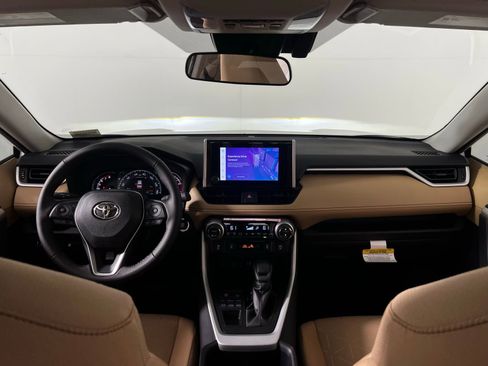 New 2025 Toyota RAV4 XLE image 22