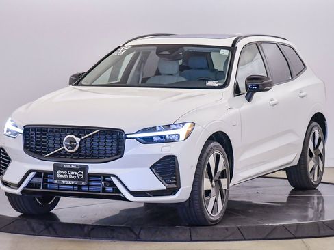 Certified 2025 Volvo XC60 T8 Plus w/ Protection Package Premier image 1