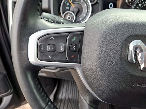 Used 2022 RAM 1500 Big Horn AWD/4WD image 17