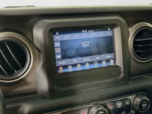 Used 2019 Jeep Wrangler Unlimited Sport S image 20