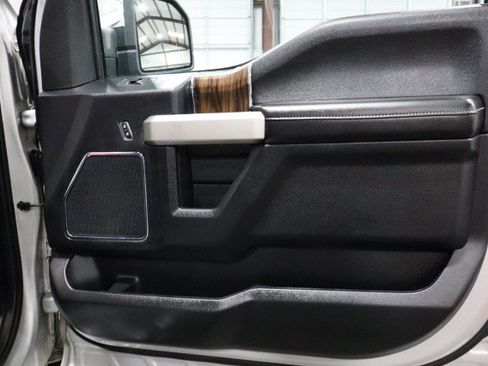 Used 2019 Ford F150 Lariat w/ Equipment Group 502A Luxury RWD image 69