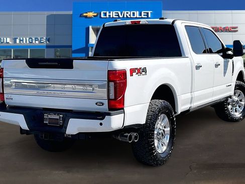 Used 2022 Ford F250 Platinum w/ FX4 Off-Road Package image 6