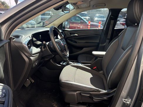 Used 2025 Buick Encore GX Preferred image 27