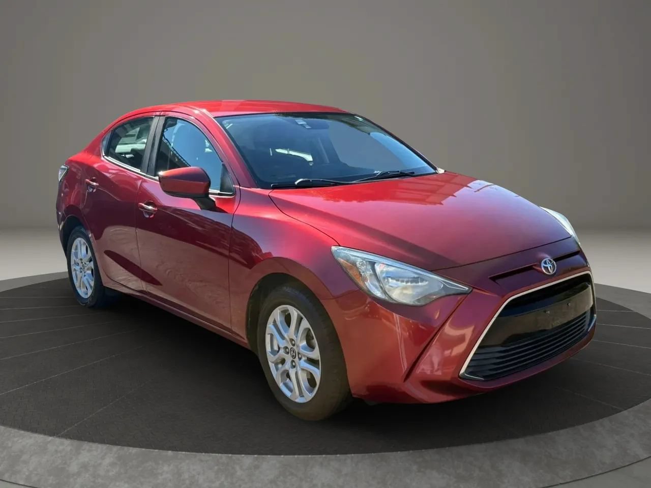 Used 2018 Toyota Yaris iA FWD image 4