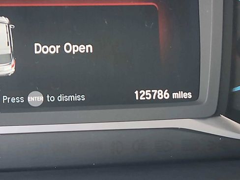 Used 2020 Honda Pilot Touring image 38