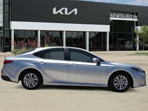 Used 2025 Toyota Camry LE FWD image 6