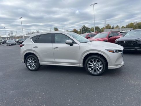 New 2025 MAZDA CX-5 AWD 2.5 S w/ Premium Plus Pkg image 3
