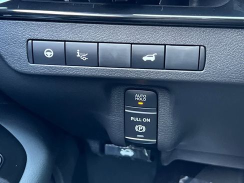 New 2026 Nissan Murano Platinum image 32