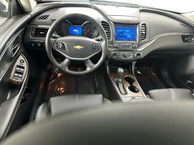 Used 2014 Chevrolet Impala LT w/ Convenience Package FWD image 7