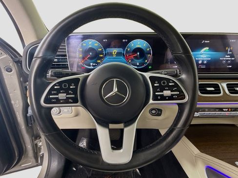 Used 2021 Mercedes-Benz GLE 350 w/ Premium Package image 13