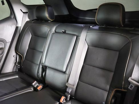 Used 2024 GMC Terrain AT4 w/ LPO, Floor Liner Package AWD/4WD image 32