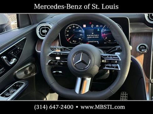 New 2026 Mercedes-Benz GLC 300 4MATIC image 9