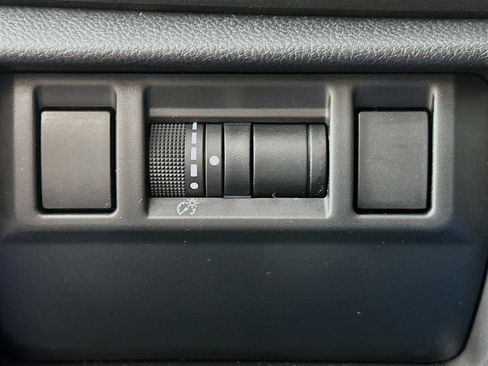 Used 2024 Subaru Crosstrek 2.5i Sport image 16