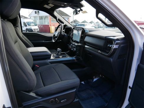 Certified 2021 Ford F150 XLT w/ Equipment Group 302A High image 8