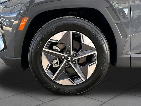 Certified 2025 Hyundai Tucson SEL FWD image 11