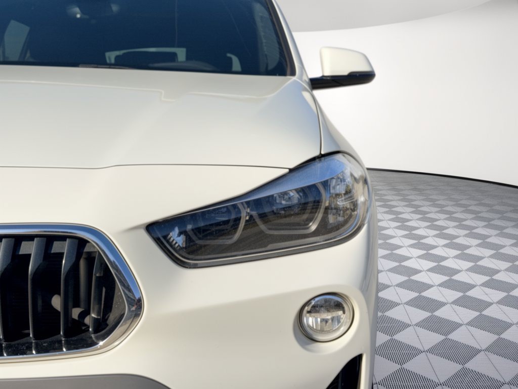 Used 2018 BMW X2 xDrive28i w/ M SportX Package AWD/4WD image 12