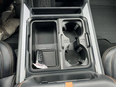 Used 2024 Ford F250 Platinum w/ Tremor Off-Road Package AWD/4WD image 27