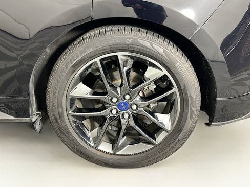 Used 2016 Ford Edge Sport w/ Technology Package image 11