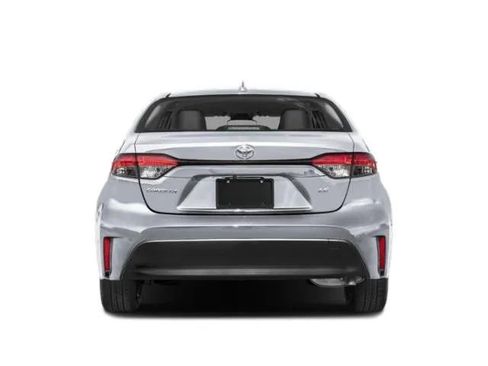 Used 2025 Toyota Corolla LE image 5