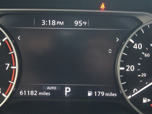 Used 2023 Nissan Rogue SV AWD/4WD image 8