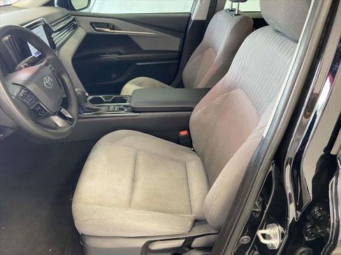 Certified 2025 Toyota Camry LE FWD image 15