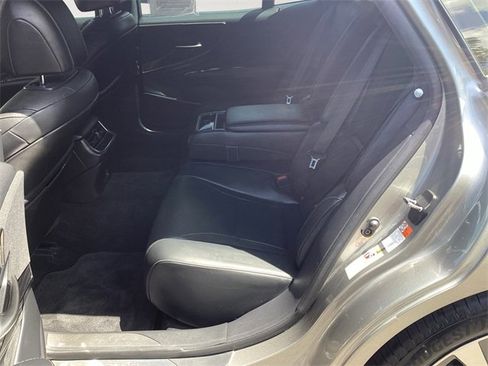 Used 2019 Lexus LS 500 AWD image 13