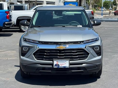 New 2026 Chevrolet TrailBlazer LS w/ LS Convenience Package FWD image 2