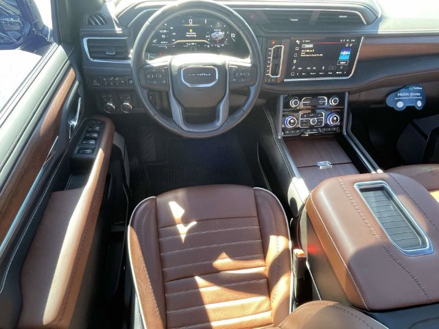 Certified 2024 GMC Yukon XL Denali Ultimate AWD/4WD image 15