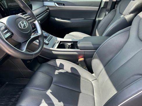 Used 2023 Hyundai Palisade SEL w/ Premium Package FWD image 11