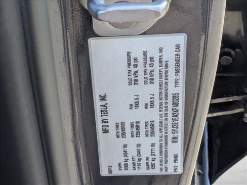 Used 2019 Tesla Model 3 Mid Range image 25