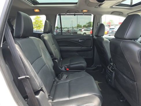 Used 2022 Honda Pilot Elite image 19