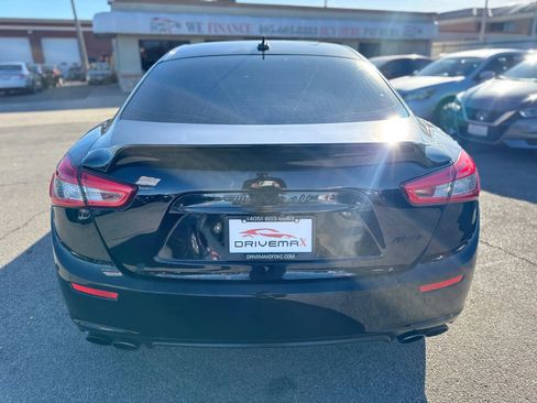 Used 2017 Maserati Ghibli image 4
