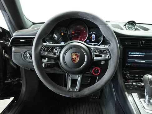Certified 2018 Porsche 911 Targa 4 GTS image 13