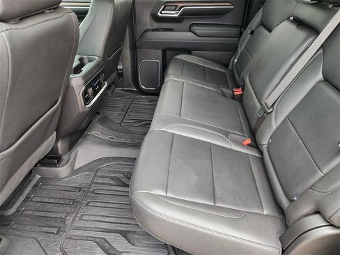 Used 2023 GMC Sierra 1500 SLT image 28