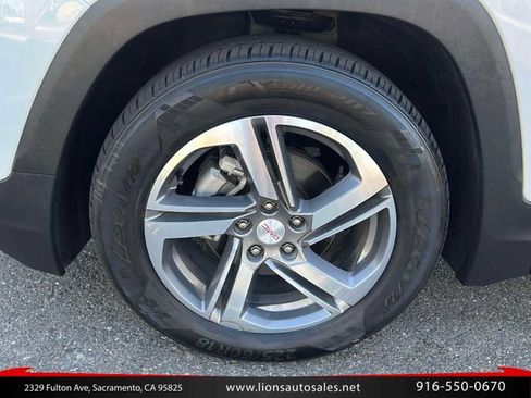 Used 2019 GMC Terrain SLT FWD image 10