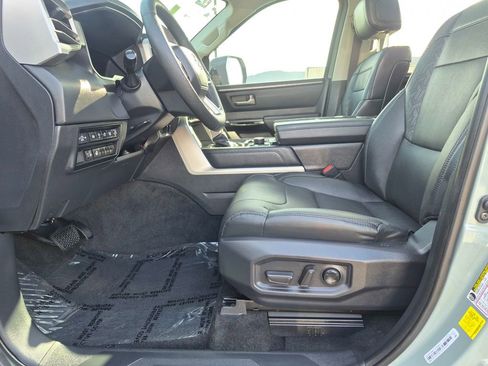 Used 2024 Toyota Tundra Limited image 15