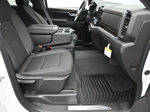 New 2026 Chevrolet Silverado 1500 LT w/ All Star Edition Plus image 7
