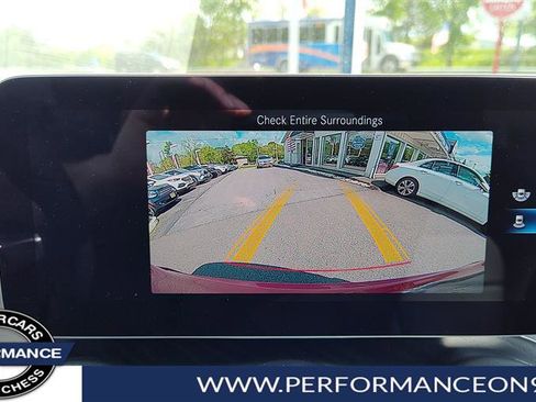 Used 2020 Mercedes-Benz GLC 300 4MATIC image 26