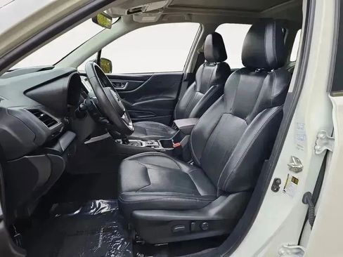 Used 2021 Subaru Forester Limited image 9