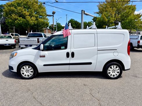 Used 2017 RAM ProMaster City Tradesman SLT w/ Rear Back-up Camera Group FWD image 2